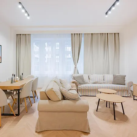 Apartment Botanique *